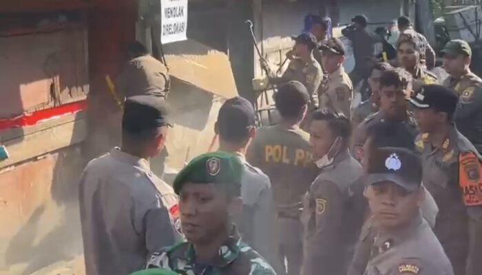 Konflik Pedagang Pasar Subuh Samarinda: Ketegangan Sosial Saat Pembokaran Pasar