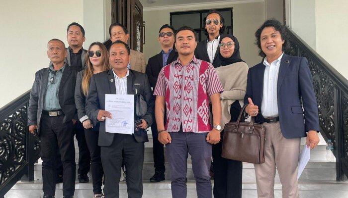 Tim Bubuhan Advokat Kaltim Laporkan Dua Anggota DPRD ke BK atas Pengusiran Kuasa Hukum RSHD saat RDP